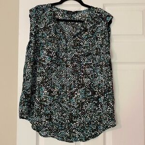 Apt. 9 Sleeveless Dotted Top Size L